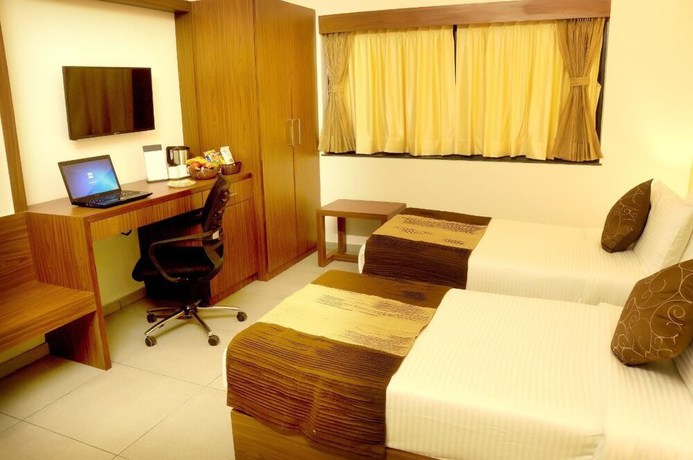 Imagen de la habitación del Hotel The Royal Castle Resort and Convention Centre, Rajkot. Foto 12