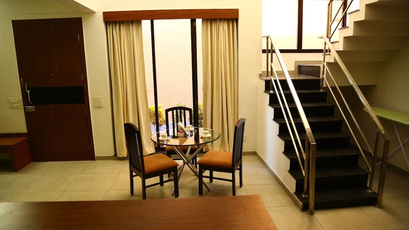 Imagen de los interiores del Hotel The Royal Castle Resorts. Foto 16
