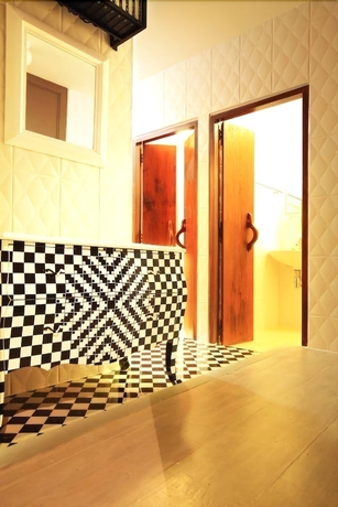 Imagen de la habitación del Hotel The Royal Chiangkhan Boutique. Foto 16