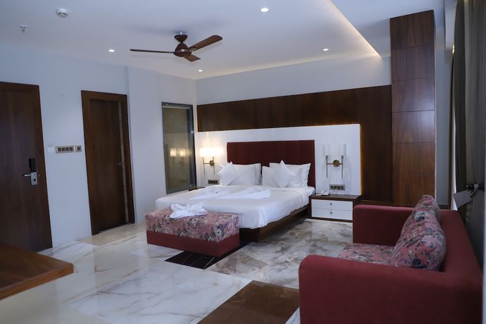 Imagen de la habitación del Hotel The Royal Class. Foto 9