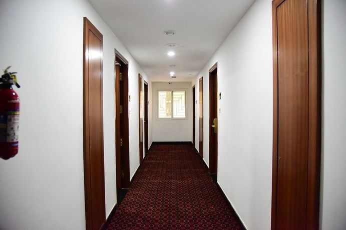 Imagen de los interiores del Hotel The Royal Comfort. Foto 3