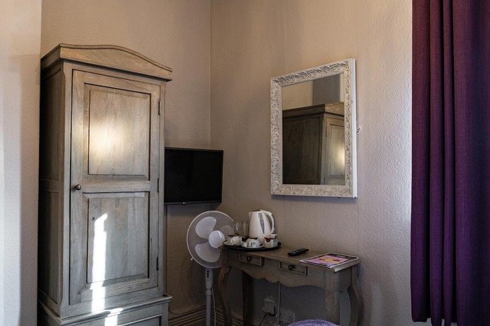 Imagen de la habitación del Hotel The Royal Crewe. Foto 9