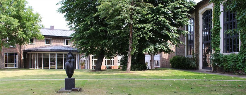 Imagen de los exteriores del Hotel The Royal Foundation Of St Katharine. Foto 6