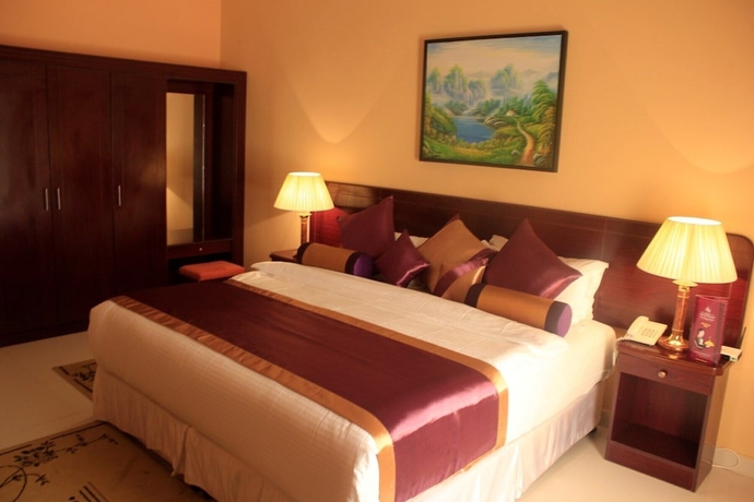 Imagen de la habitación del Hotel The Royal Garden, Barka. Foto 11