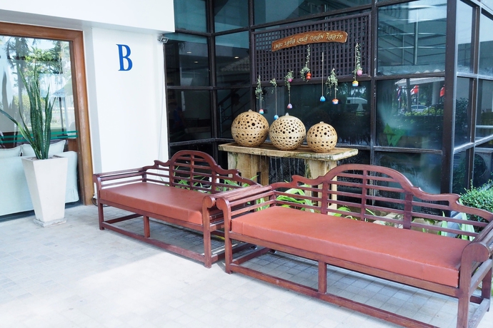 Imagen de los interiores del Hotel The Royal Gems Golf Resort. Foto 18