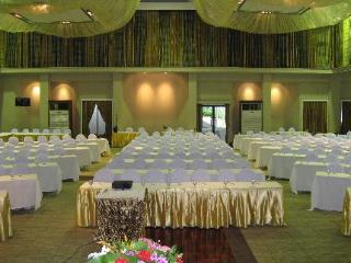 Imagen general del Hotel The Royal Gems Golf Resort. Foto 6