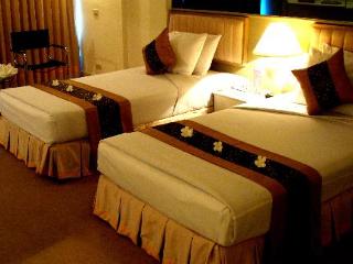 Imagen general del Hotel The Royal Gems Golf Resort. Foto 8