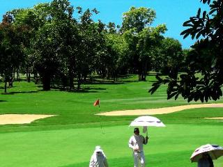 Imagen general del Hotel The Royal Gems Golf Resort. Foto 11