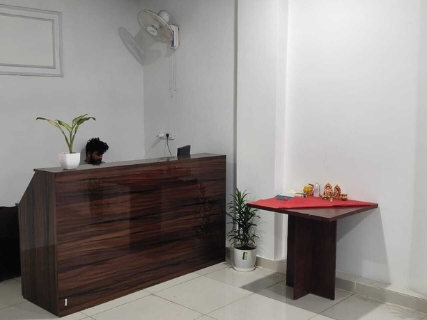 Imagen de los interiores del Hotel The Royal Harmony. Foto 16