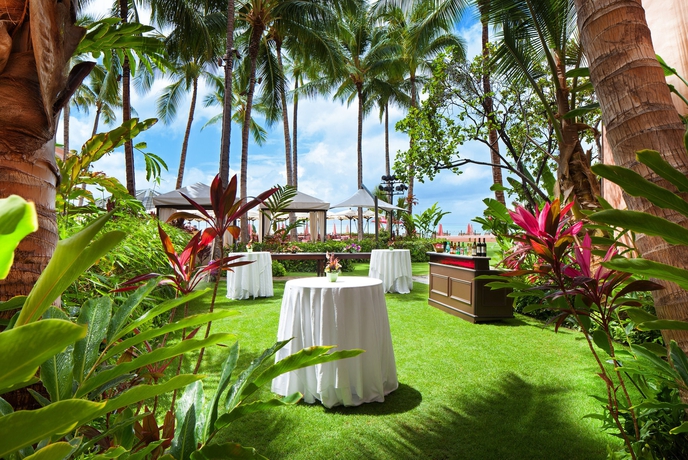 Imagen de los exteriores del Hotel The Royal Hawaiian, A Luxury Collection Resort, Waikiki. Foto 10