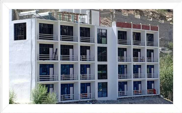 Imagen general del Hotel The Royal Kargil. Foto 4