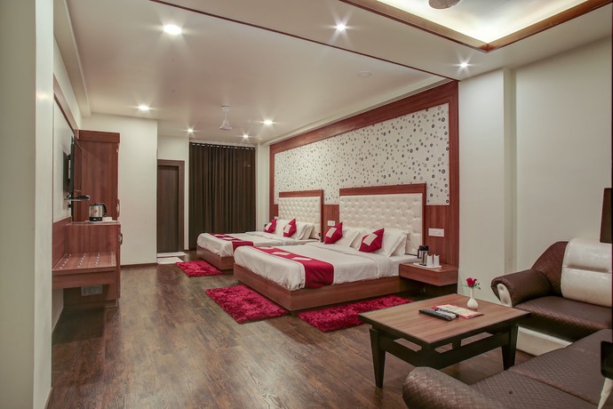 Imagen de la habitación del Hotel The Royal Krishna. Foto 2