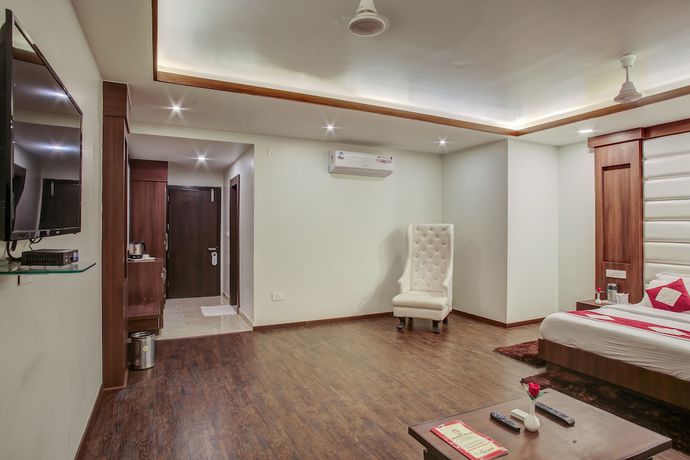 Imagen de la habitación del Hotel The Royal Krishna. Foto 7