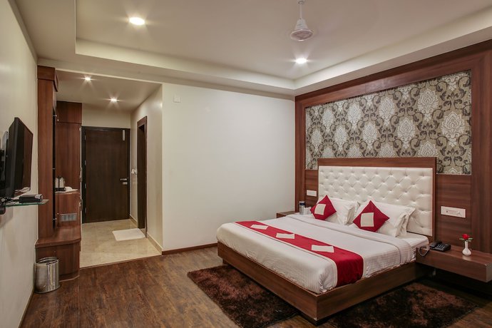Imagen de la habitación del Hotel The Royal Krishna. Foto 12