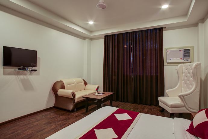 Imagen de la habitación del Hotel The Royal Krishna. Foto 13