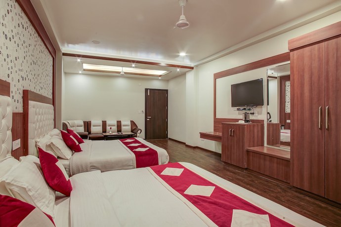 Imagen de la habitación del Hotel The Royal Krishna. Foto 15