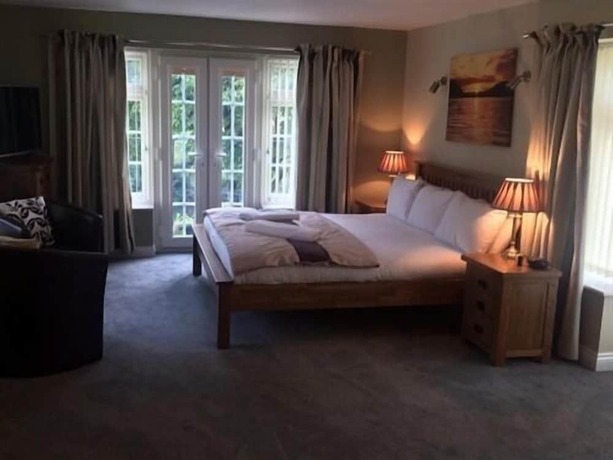 Imagen general del Hotel The Royal Lodge. Foto 12