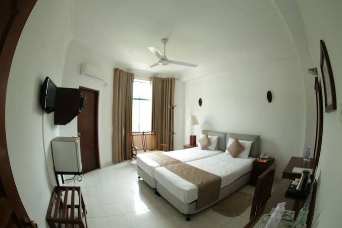 Imagen general del Hotel The Royal Mall Kandy. Foto 4