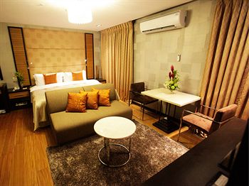 Imagen de la habitación del Hotel The Royal Mandaya. Foto 9