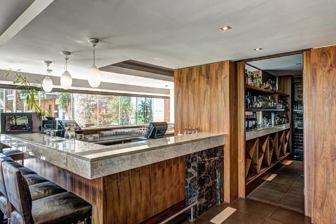 Imagen de la habitación del Hotel The Royal Marang. Foto 6