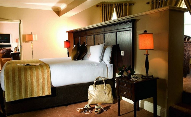 Imagen de la habitación del Hotel The Royal Marine. Foto 6