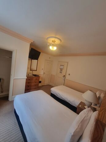 Imagen general del Hotel The Royal Oak. Foto 3