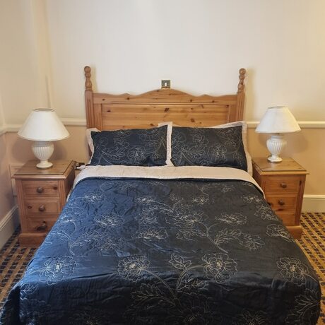 Imagen de la habitación del Hotel The Royal Oak. Foto 17