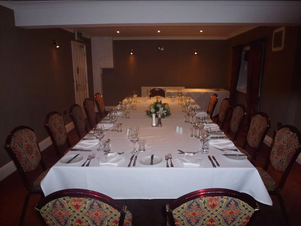 Imagen del bar/restaurante del Hotel The Royal Oak and Restaurant. Foto 5