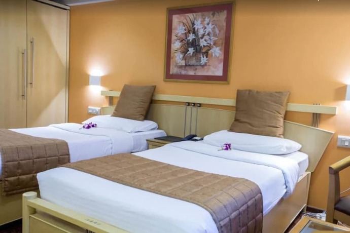 Imagen general del Hotel The Royal Orchid. Foto 9