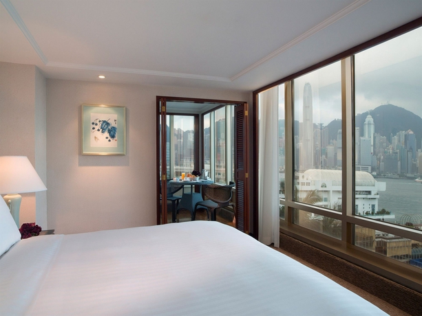 Imagen de la habitación del Hotel The Royal Pacific and Towers. Foto 5