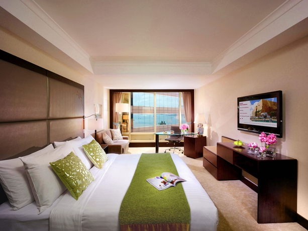 Imagen de la habitación del Hotel The Royal Pacific and Towers. Foto 11