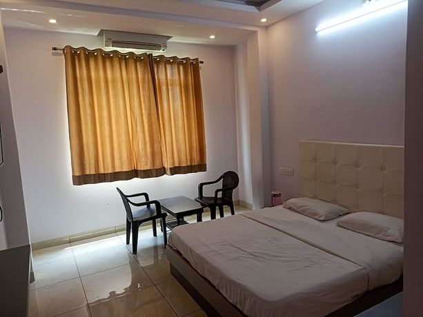 Imagen de la habitación del Hotel The Royal Palace, Damdhar. Foto 6