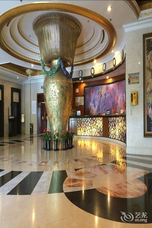 Imagen de los interiores del Hotel The Royal Palace, Niuwangmiao. Foto 15