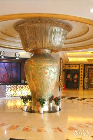 Imagen de los interiores del Hotel The Royal Palace, Niuwangmiao. Foto 16