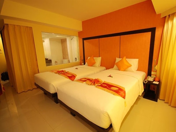 Imagen general del Hotel The Royal Palm Beach Front. Foto 4