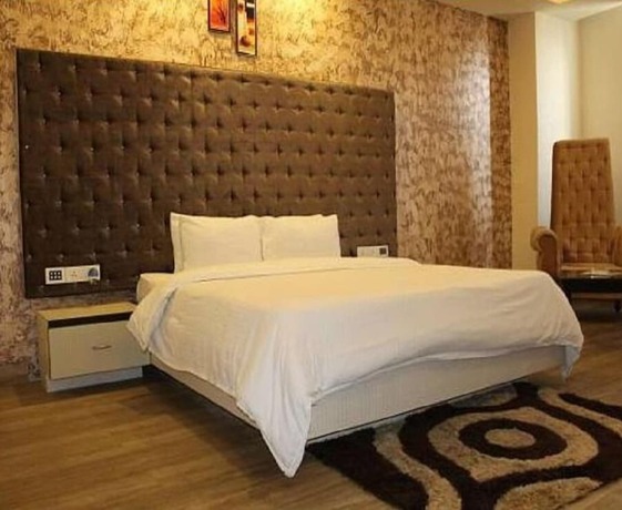 Imagen general del Hotel The Royal Paradise. Foto 3