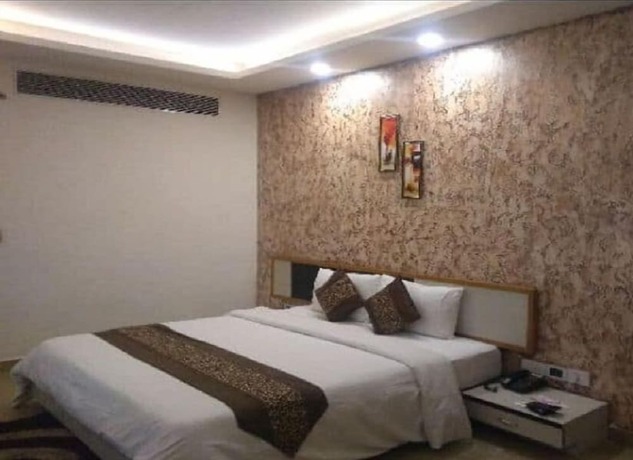 Imagen general del Hotel The Royal Paradise. Foto 8