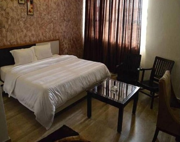 Imagen general del Hotel The Royal Paradise. Foto 17