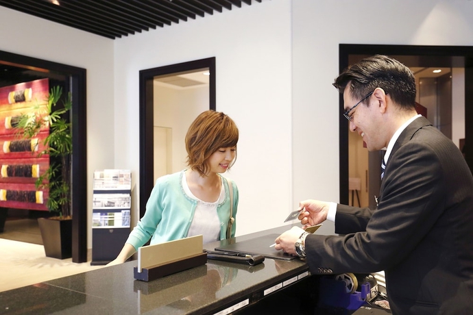 Imagen de los interiores del Hotel The Royal Park Fukuoka. Foto 18