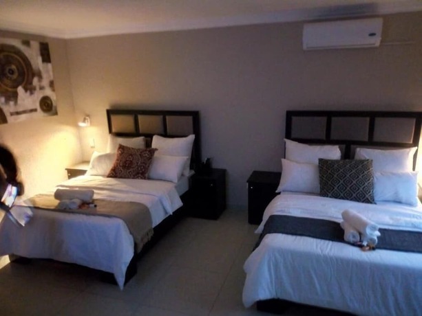 Imagen general del Hotel The Royal Prime Guest Lodge. Foto 2