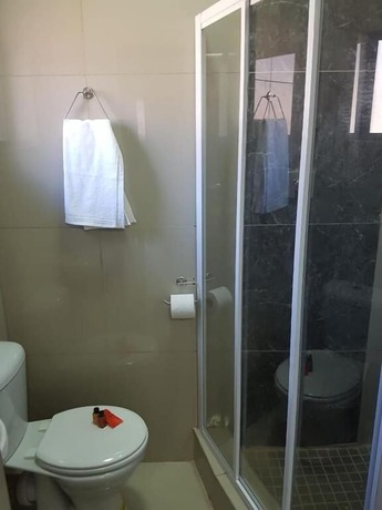 Imagen general del Hotel The Royal Prime Guest Lodge. Foto 6