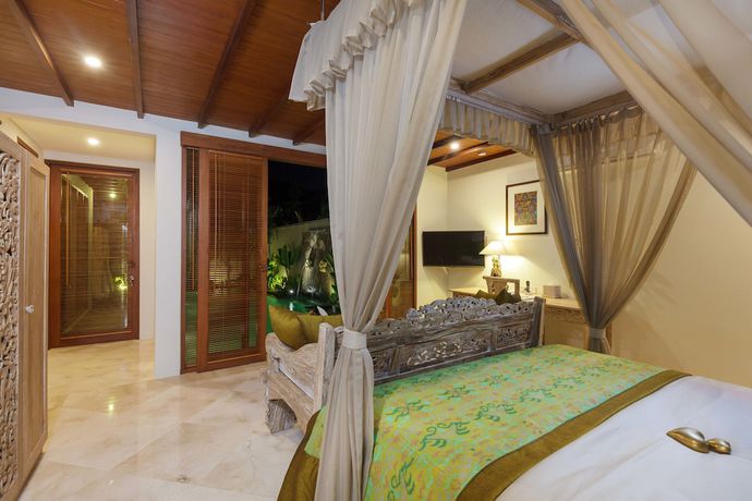 Imagen de la habitación del Hotel The Royal Purnama (adults Only). Foto 13