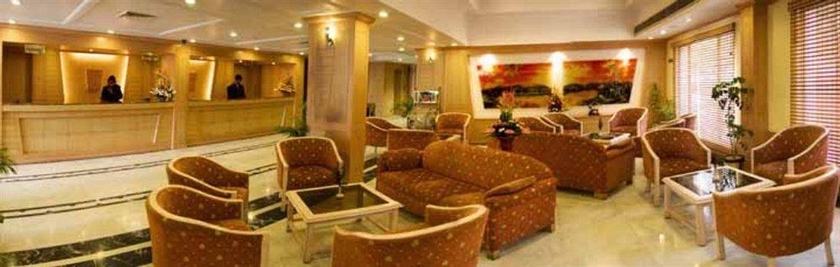 Imagen de los interiores del Hotel The Royal Regency, Chennai. Foto 3