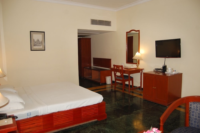 Imagen de la habitación del Hotel The Royal Residency, Bodhgaya. Foto 10