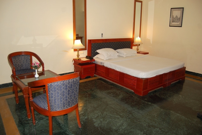 Imagen de la habitación del Hotel The Royal Residency, Bodhgaya. Foto 12