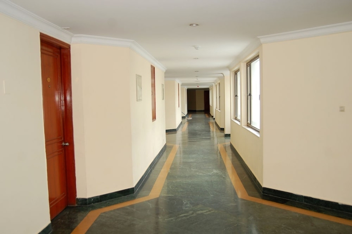 Imagen de los interiores del Hotel The Royal Residency, Bodhgaya. Foto 19
