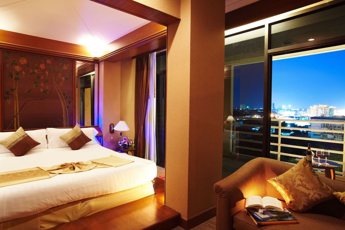 Imagen de la habitación del Hotel The Royal River. Foto 7