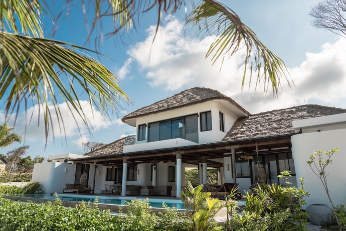 Imagen de la habitación del Hotel The Royal Sands Koh Rong. Foto 9