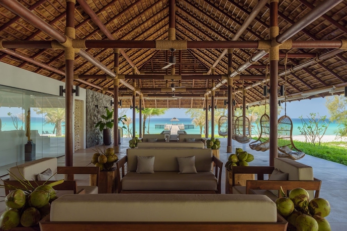 Imagen de los interiores del Hotel The Royal Sands Koh Rong. Foto 15