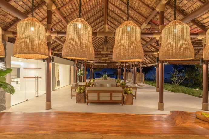 Imagen de los interiores del Hotel The Royal Sands Koh Rong. Foto 17